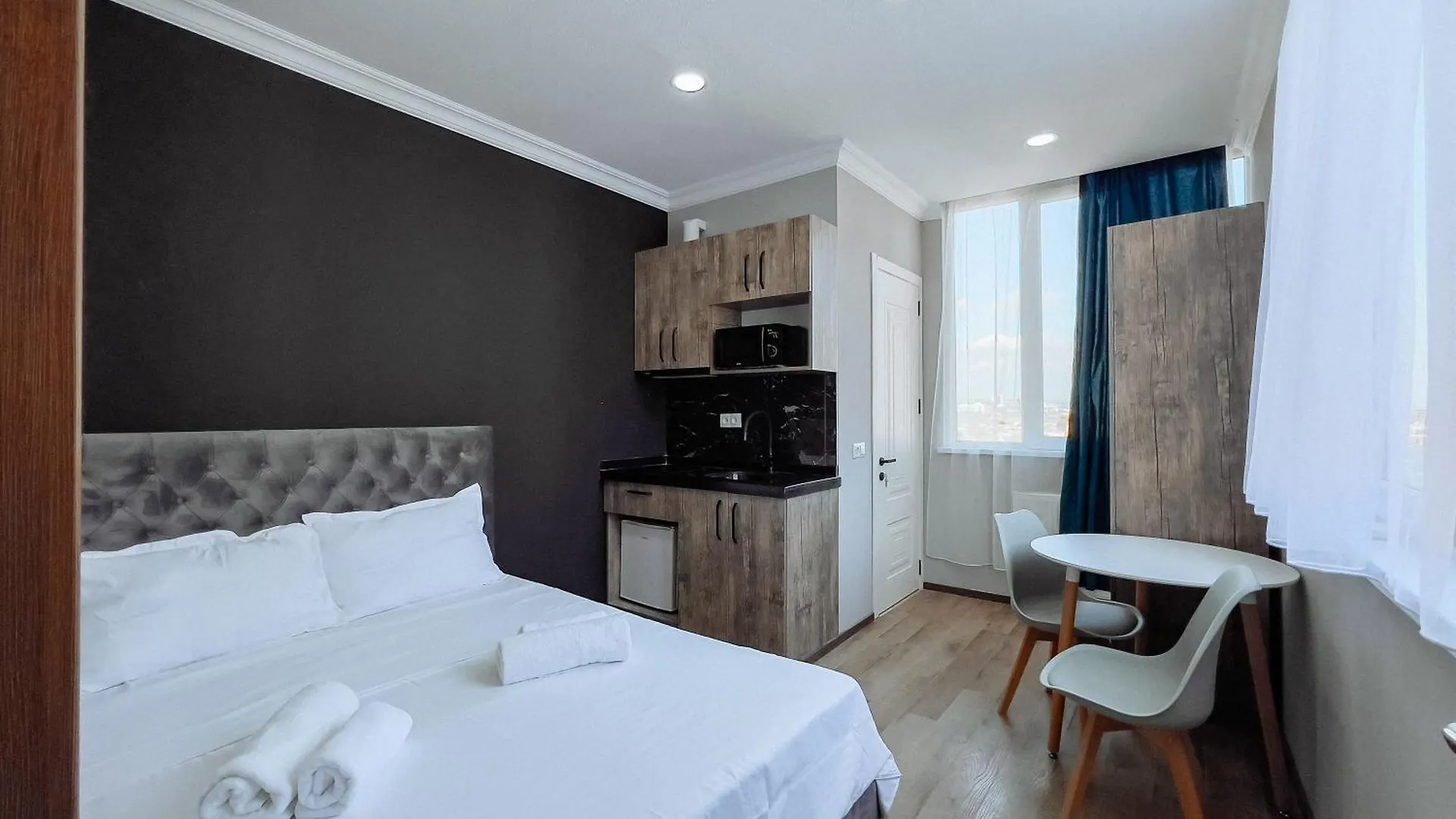 New Star Apartments 124 ティビリシ